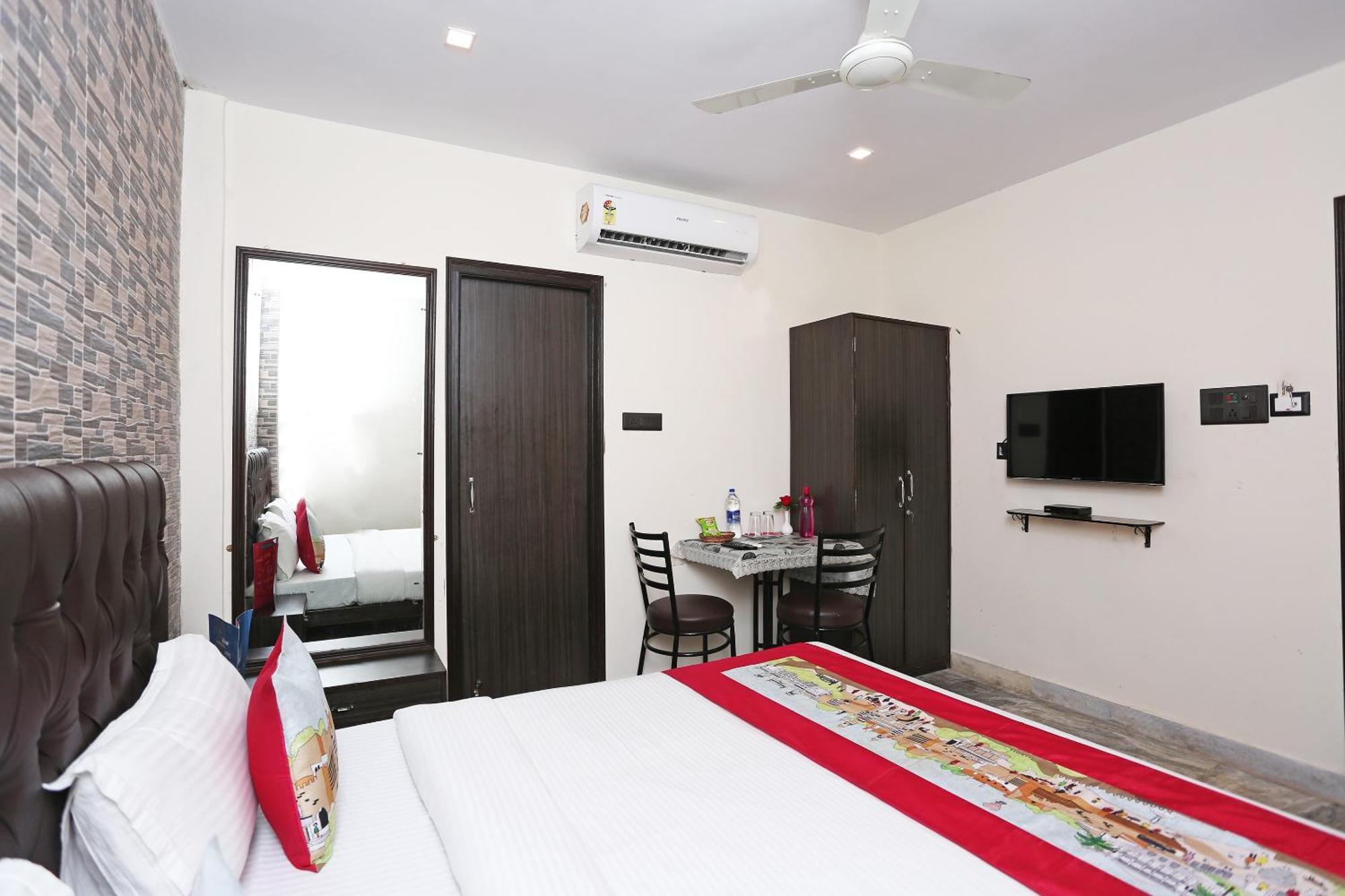 Hotel Super Collection O Church View Near St. Thomas's Church Kolkata